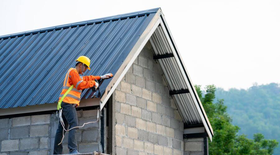 Expert Emergency Roof Repairs services in Sulphur Bluff, TX